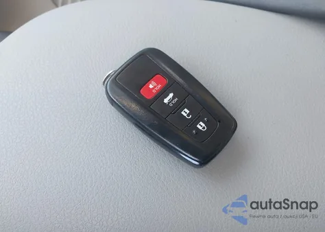 2023 Toyota Camry Se z USA, uszkodzony, nr VIN 4T1T11AKXPU719934